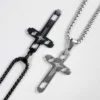 گردنبند صلیب طرح دوبل گردنبندصلیب گردنبندصلیب مشکی و نقره ای گردنبندمردانه