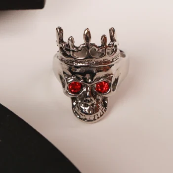 انگشتر اسکلت