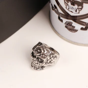 انگشتر استیل