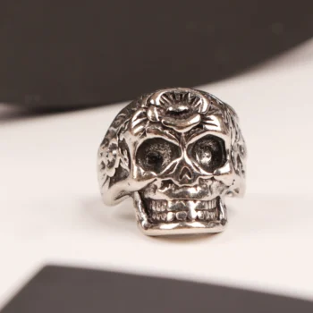 انگشتر اسکلت