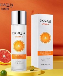 استفاده از تونر ویتامین سی vitamin c بیوآکوا حجم 120 میل کد TONER01 برای پاکسازی و آبرسانی پوست صورت