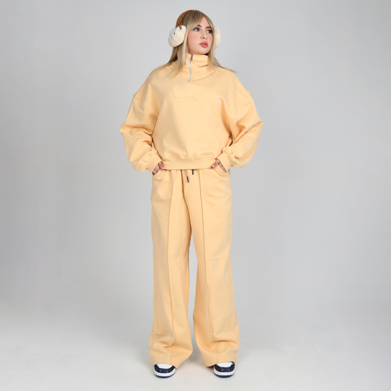 ست لباس زمستانه زنانه دورس نیمزیپ با شلوار بگ نخودی | کد DO43