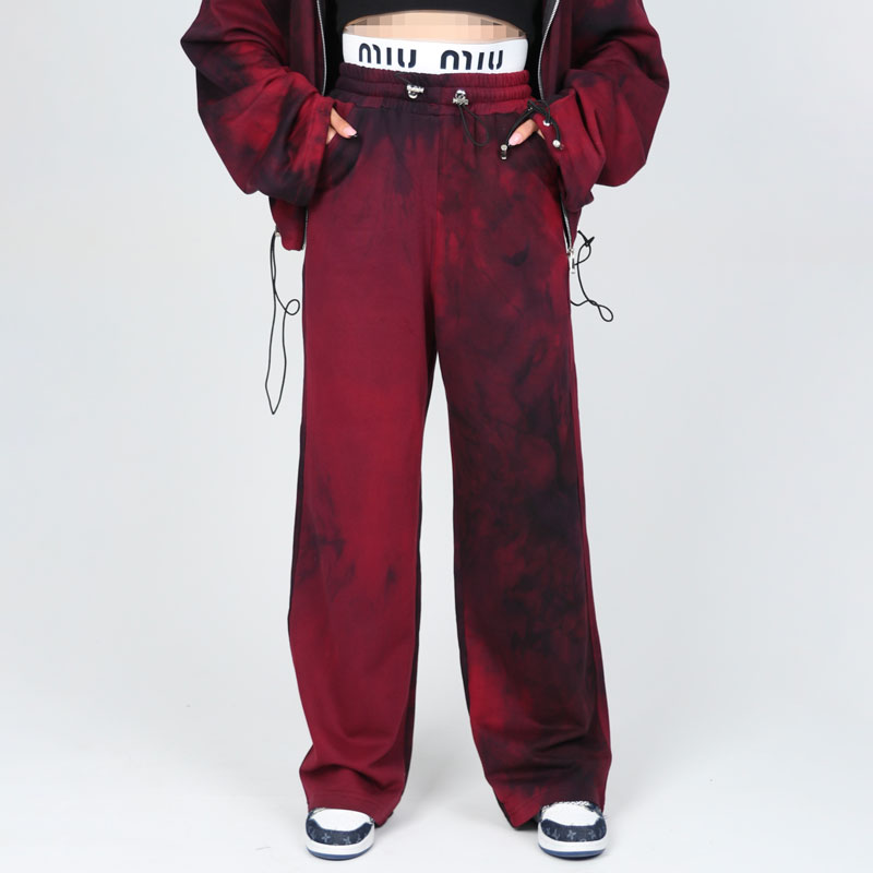 ست زنانه سویشرت کلاهدار و شلوار بگ مدل سهتیکه آبرنگی قرمزمشکی | کد DO50 - Image 5