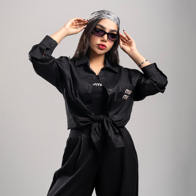 ست دو تیکه شومیز کراپ زنانه گلدوزی شده