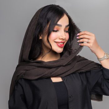 شال زنانه نخی رنگ شکلاتی کد shal04