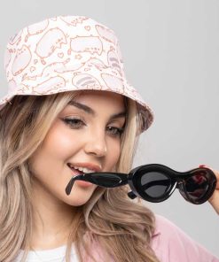 عینک دودی زنانه لووه (Loewe) مدل فشن کد EYN40 | طراحی بیضی مشکی - Image 3
