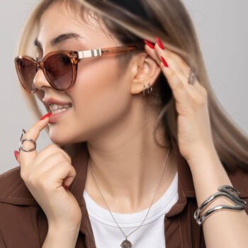 عینک زنانه باربری لاندن کد EYN42 | فریم بزرگ کشیده