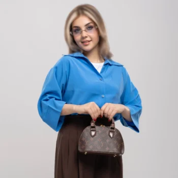 Alternative view of کیف زنانه لویی ویتون قهوه‌ای کد KIFZ35 + مدل دستی و دوشی کاربردی